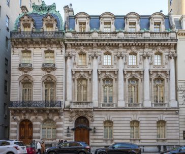 Facade of a mansion on fifth avenue