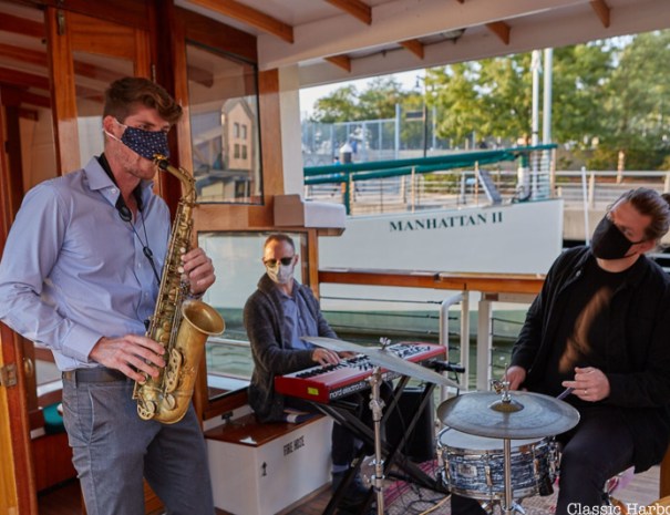 classic-harbor-line-untapped-new-york5