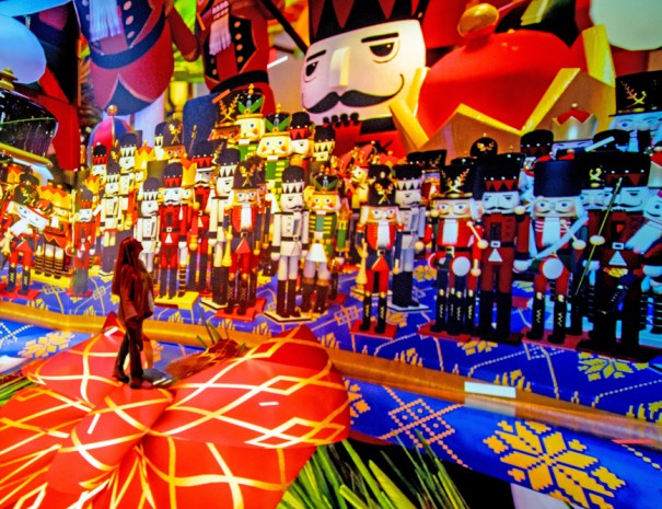 Spectacular Factory at ARTECHOUSE