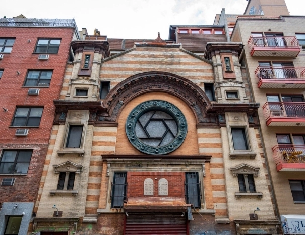 Former synagogue facade