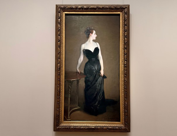 Madame X portrait in the Metropolitan Museum of Art